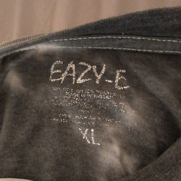 Eazy-E Stone Wash T Shirt Ruthless Records Classic Mens Size XL - Picture 3 of 6